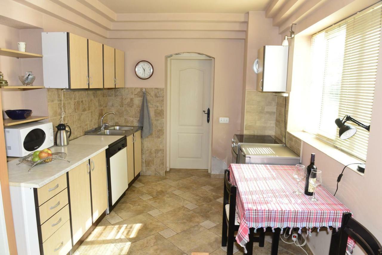 Apartment Tina Key Kotor Luaran gambar